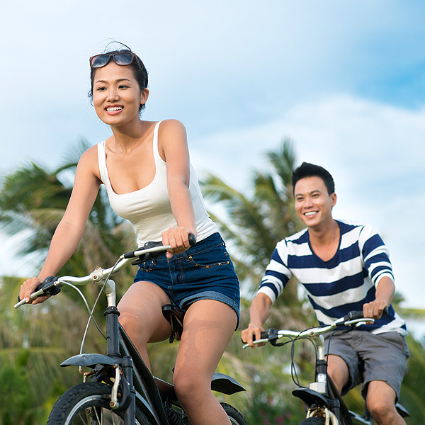 Couple cycling